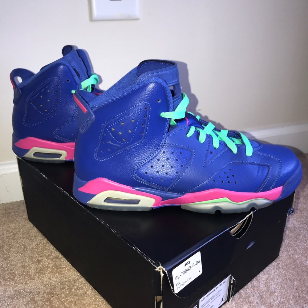 Jordan retro royal blue VI (gs)